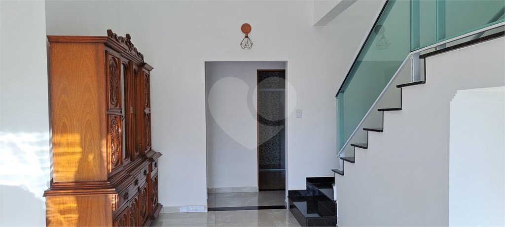 Chácara à venda com 3 quartos, sendo 2 suítes,  em Chácaras Fernão Dias, Atibaia, SP