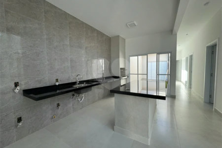 Casa à venda com 3 quartos, sendo 1 suíte, em Jardim dos Ipês, Salto, SP