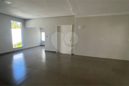Sobrado à venda com 4 quartos, sendo 3 suítes, em Jardim Paulista, Atibaia, SP