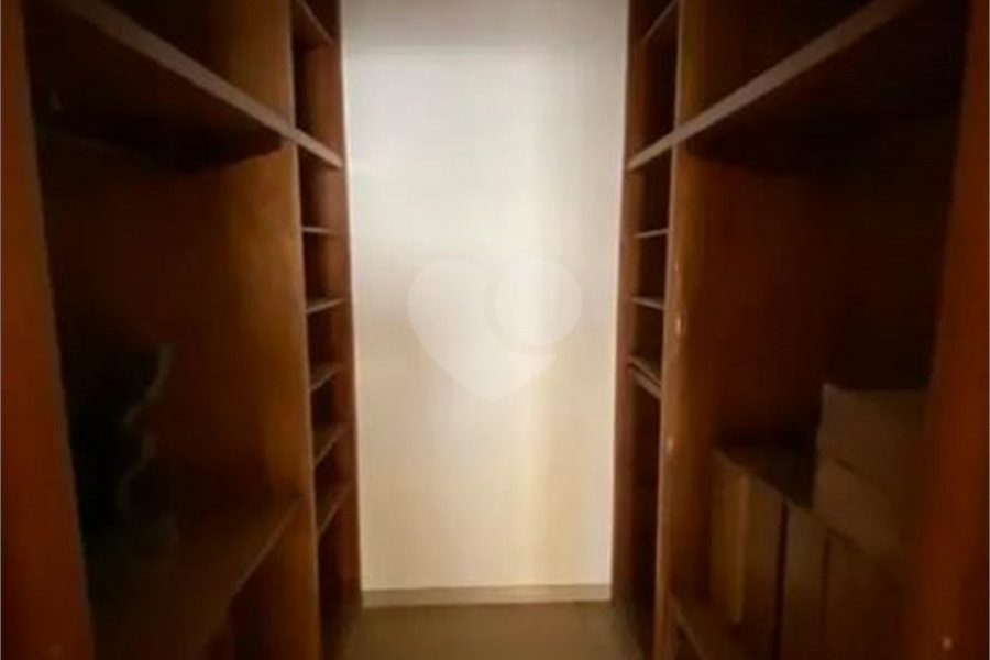 Sobrado à venda ou para alugar com 5 quartos, sendo 3 suítes, em Santana, São Paulo, SP