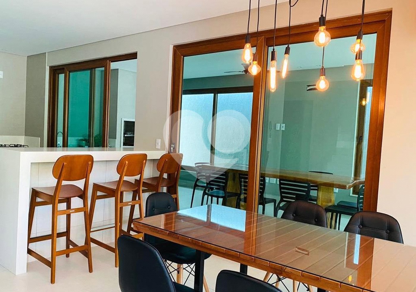 Casa à venda com 4 suítes, no Centro / Arraial D'ajuda, Porto Seguro, BA