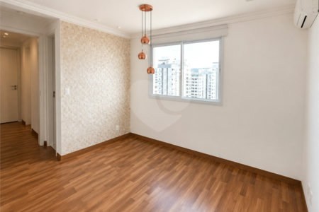 Apartamento à venda com 3 suítes em Moema, São Paulo, SP