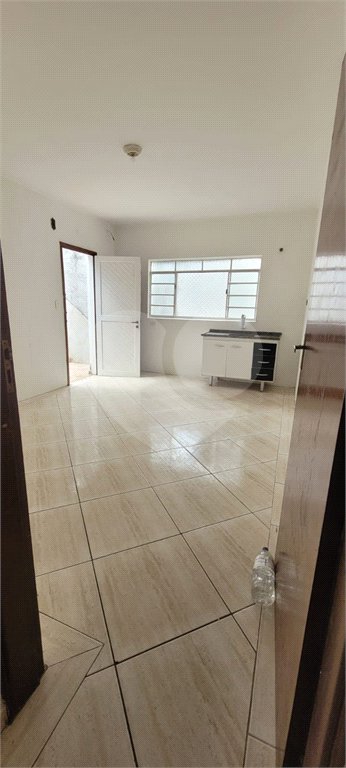 Sobrado à venda com 3 quartos, sendo 1 suíte, em Horto, São Paulo, SP