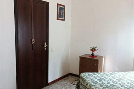 Sobrado à venda com 5 quartos, sendo 4 suítes,  em Rolinópolis, São Paulo, SP