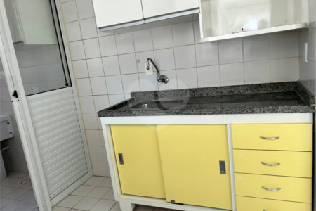Apartamento à venda com 2 quartos, sendo 1 suíte, em Vila Andrade, São Paulo, SP