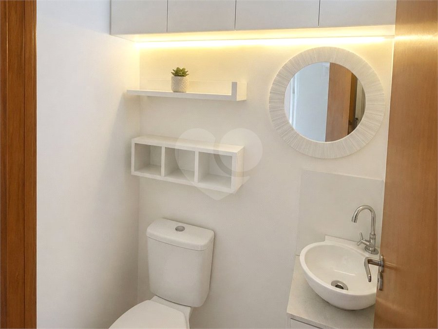 Casa à venda com 3 quartos, sendo 1 suíte, no condomínio Horto Florestal II, Sorocaba - SP