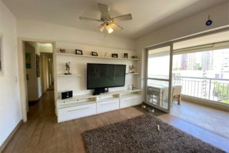 Apartamento à venda com 3 quartos, sendo 1 suíte,  em Vila Andrade, São Paulo, SP
