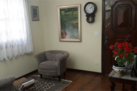Casa à venda com 3 quartos, sendo 2 suítes,  em Jardim Leonor, São Paulo, SP