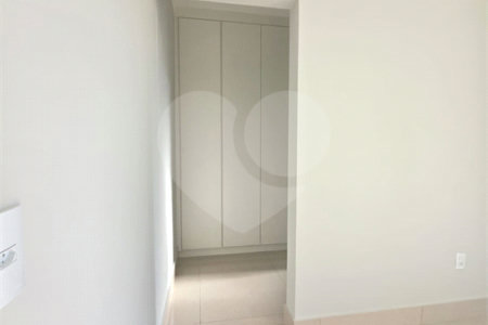 Casa à venda com 3 suítes em Marambaia, Vinhedo, SP