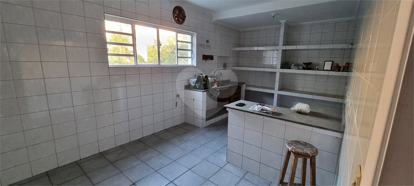 Casa à venda com 3 quartos, sendo 1 suíte,  em Jardim Rosa Maria, São Paulo, SP