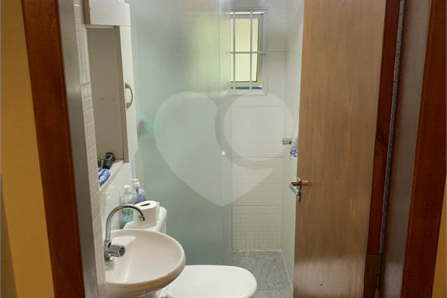 Casa à venda com 3 quartos, sendo 1 suíte, em Vila Mazzei, São Paulo, SP
