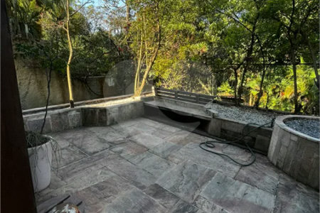 Sobrado à venda com 3 quartos, sendo 1 suíte, em Rolinópolis, São Paulo, SP