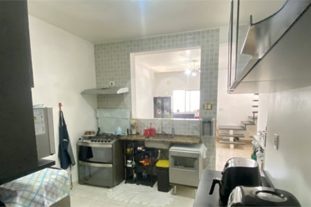 Sobrado à venda com 4 quartos, sendo 1 suíte, em Vila Medeiros, São Paulo, SP