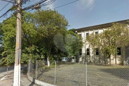 Prédio à venda em Jurubatuba, São Paulo, SP