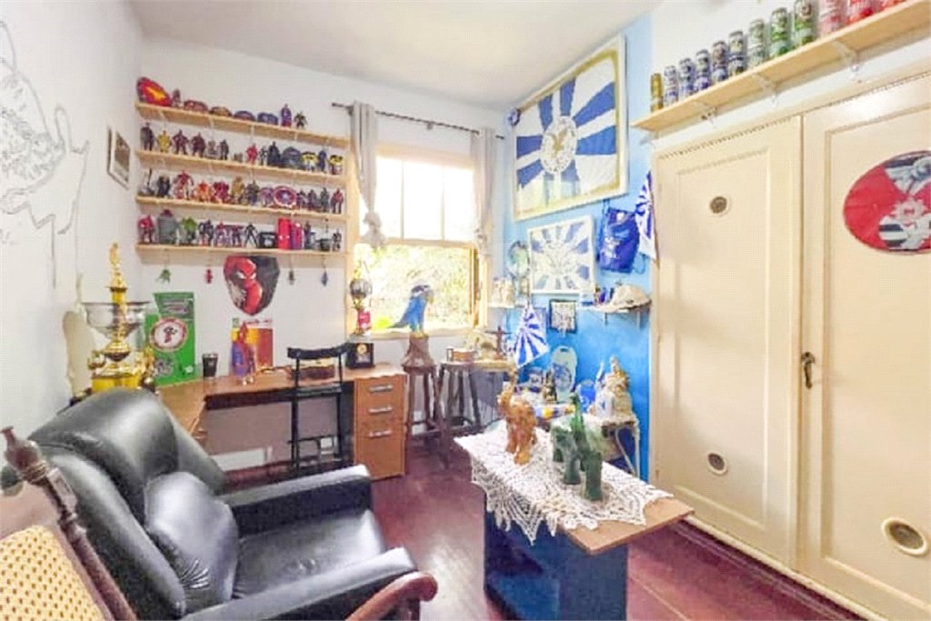 Apartamento à venda com 3 quartos, sendo 1 suíte, em Vila Mariana, São Paulo, SP