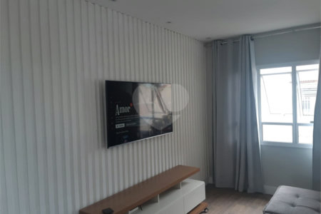 Sobrado à venda com 2 quartos, sendo 1 suíte,  em Vila Amorim, Suzano, SP