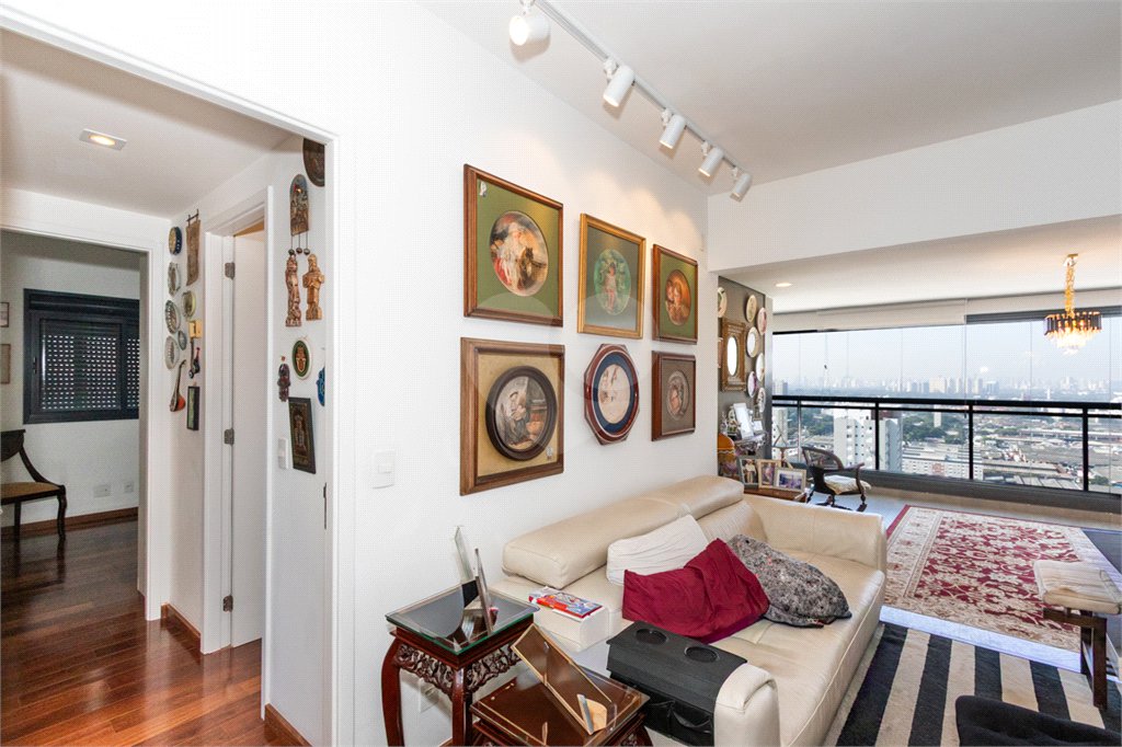 Apartamento à venda com 3 suítes em Vila Leopoldina, São Paulo, SP