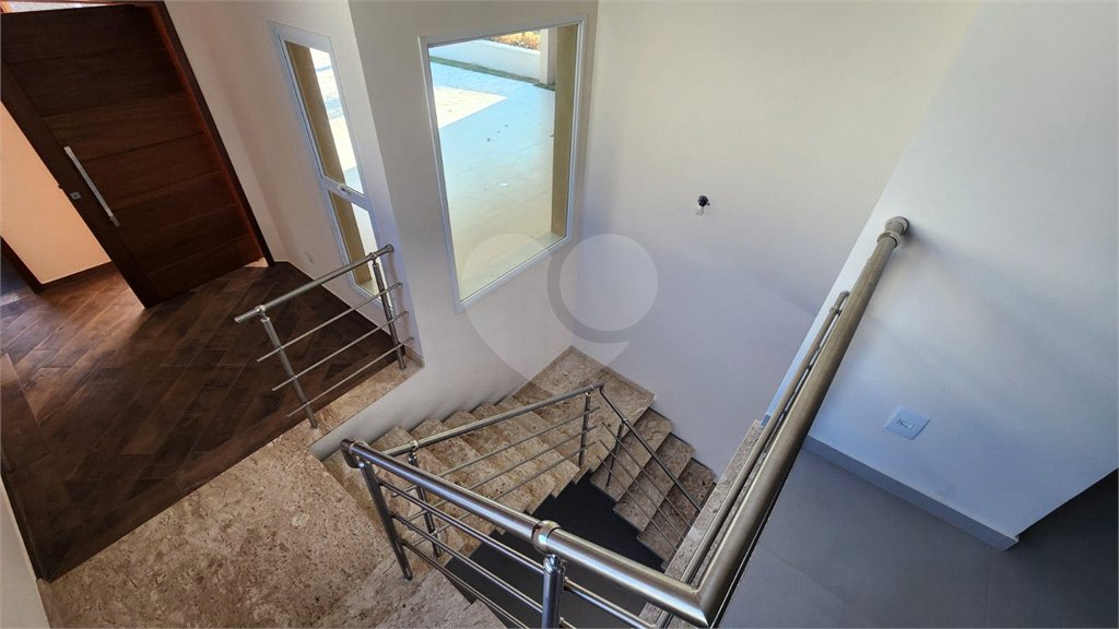 Casa à venda com 4 suítes no condomínio Santa Isabel I, Louveira - SP