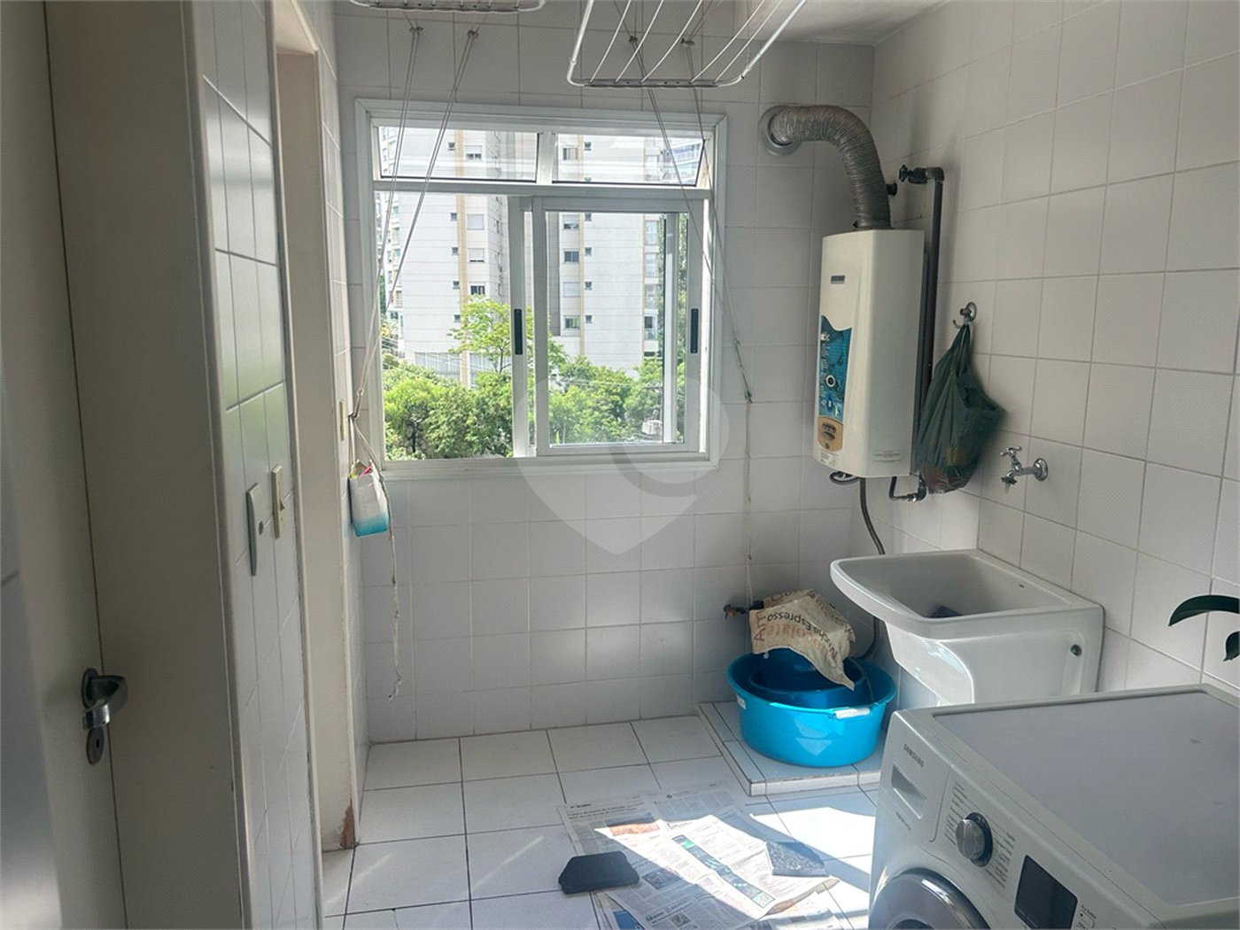 Apartamento à venda com 3 quartos, sendo 1 suíte,  em Vila Andrade, São Paulo, SP