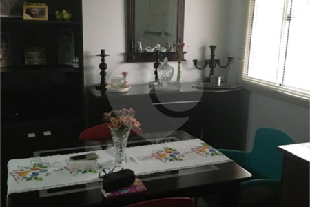 Casa à venda com 2 quartos no condomínio Vila Del Rey, Sorocaba - SP