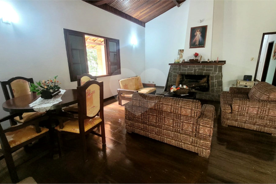Casa Térrea à venda com 4 quartos, sendo 1 suíte, em Serra da Cantareira, Mairiporã, SP