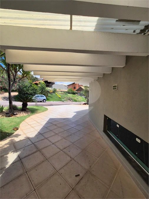 Casa à venda ou para alugar com 3 quartos, sendo 1 suíte, no condomínio Villagio Capriccio, Louveira - SP