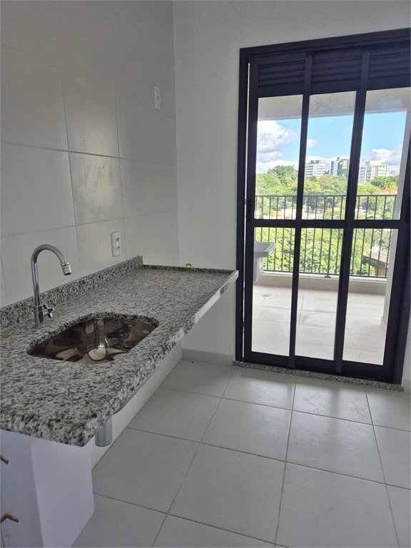 Apartamento à venda com 3 quartos, sendo 1 suíte, em Vila Anastácio, São Paulo, SP