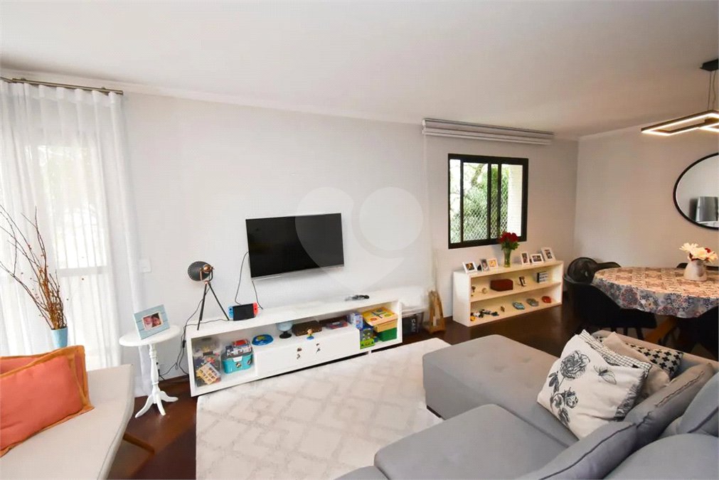 Apartamento à venda com 3 quartos, sendo 1 suíte, em Vila Maria Alta, São Paulo, SP