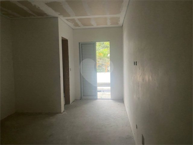 Sobrado à venda com 3 quartos, sendo 1 suíte,  em Campo Grande, São Paulo, SP
