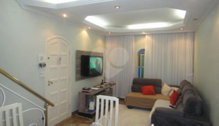 Sobrado à venda com 3 quartos em Vila Maria Alta, São Paulo, SP