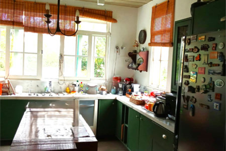 Casa à venda com 4 quartos, sendo 2 suítes,  no condomínio Vivenda do Lago, Sorocaba - SP