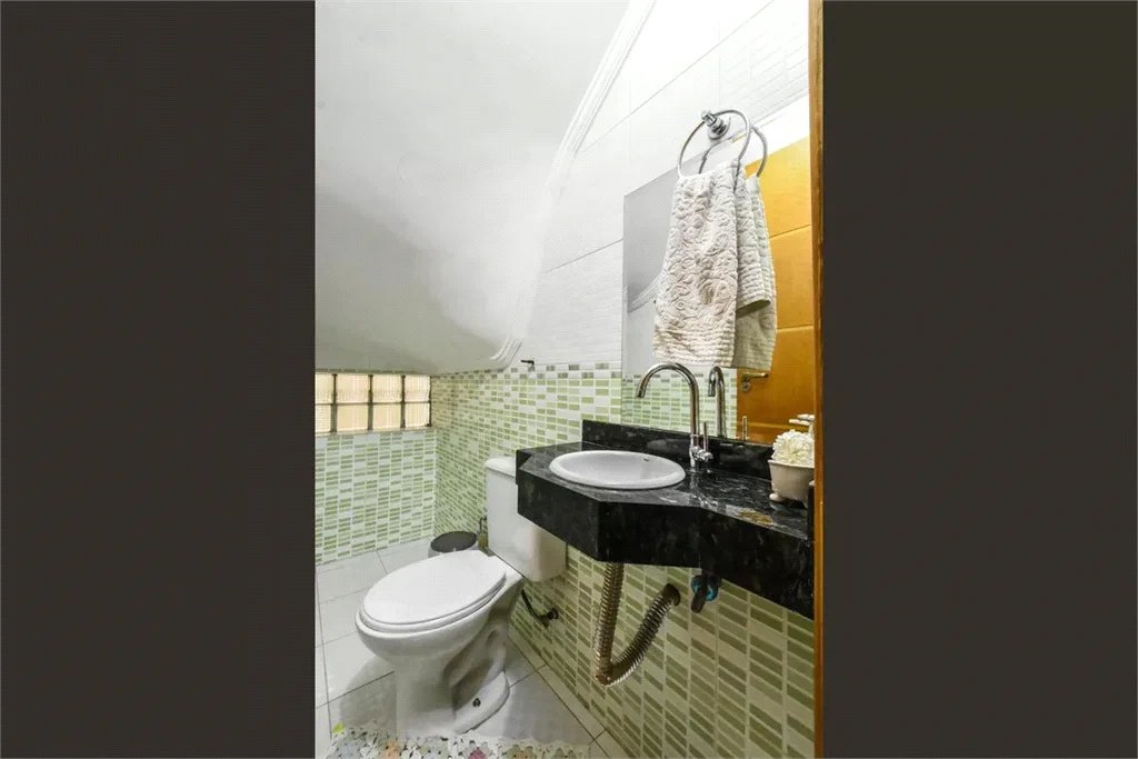 Sobrado à venda com 3 quartos, sendo 1 suíte, em Brooklin Paulista, São Paulo, SP