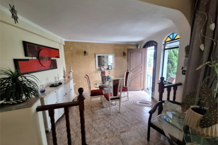 Sobrado à venda com 3 quartos, sendo 1 suíte, em Vila Santa Terezinha (zona Norte), São Paulo, SP