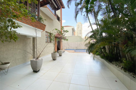 Casa à venda com 3 quartos, sendo 1 suíte, em Santana, São Paulo, SP