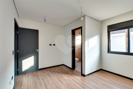 Casa à venda com 4 suítes no condomínio Reserva Robélia, São Paulo - SP
