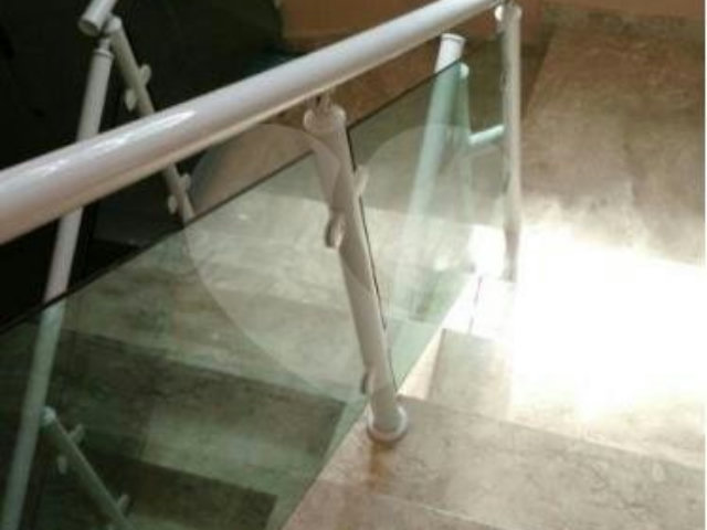 Sobrado à venda com 3 suítes em Jardim Vila Galvão, Guarulhos, SP