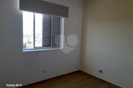 Apartamento à venda com 2 quartos em Vila Romano, São Paulo, SP