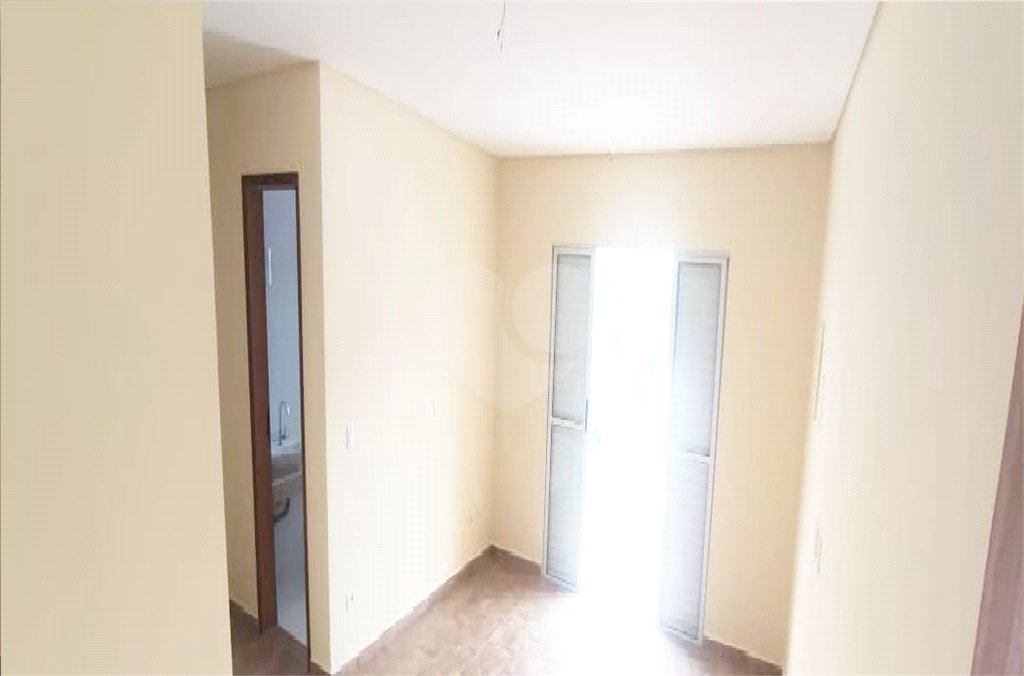 Sobrado à venda com 3 quartos, sendo 1 suíte,  em Cidade São Francisco, São Paulo, SP