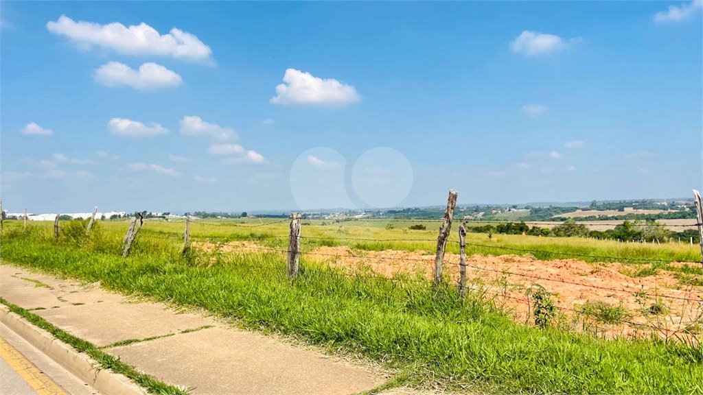 Terreno à venda em Conjunto Habitacional Júlio de Mesquita Filho, Sorocaba, SP