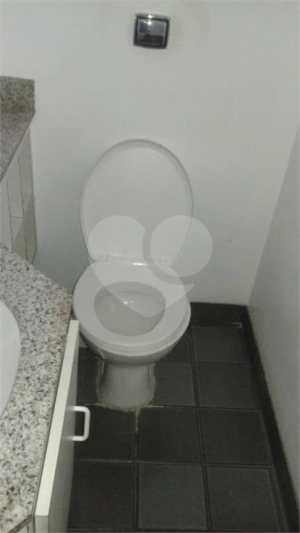 Conjunto comercial na Vila Olimpia
