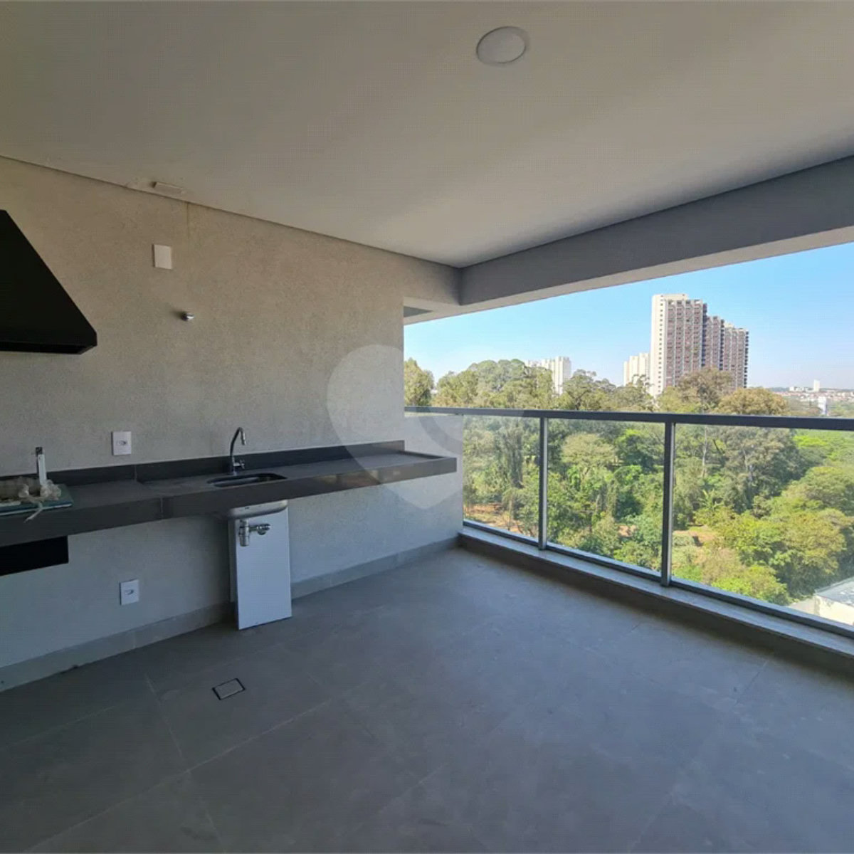Apartamento à venda com 3 suítes em Jardim Marajoara, São Paulo, SP
