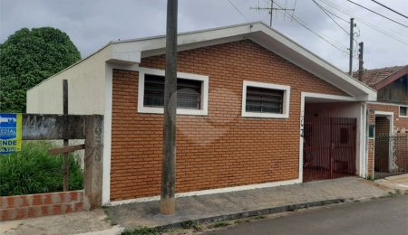 Casa à venda com 2 quartos em Vila Costa do Sol, São Carlos, SP