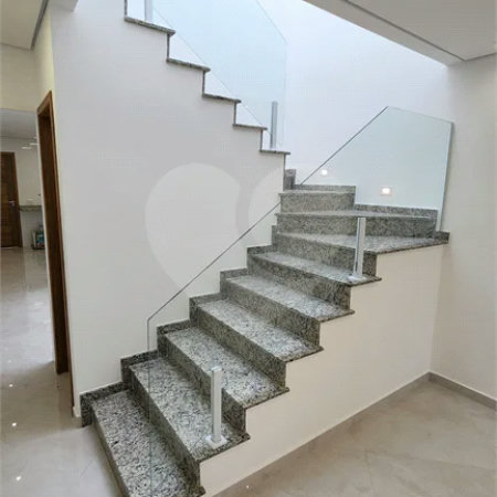 Sobrado Amplo 135m² - 3 Dorms (1 Suíte) `a venda na Vila Matilde /SP.