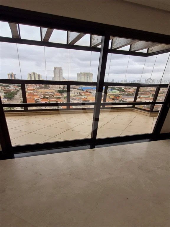 Apartamento à venda na Vila Carrão, 3 quartos (2 suítes)