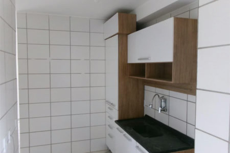 Apartamento no Condomínio Arco-Íris 2 Quartos