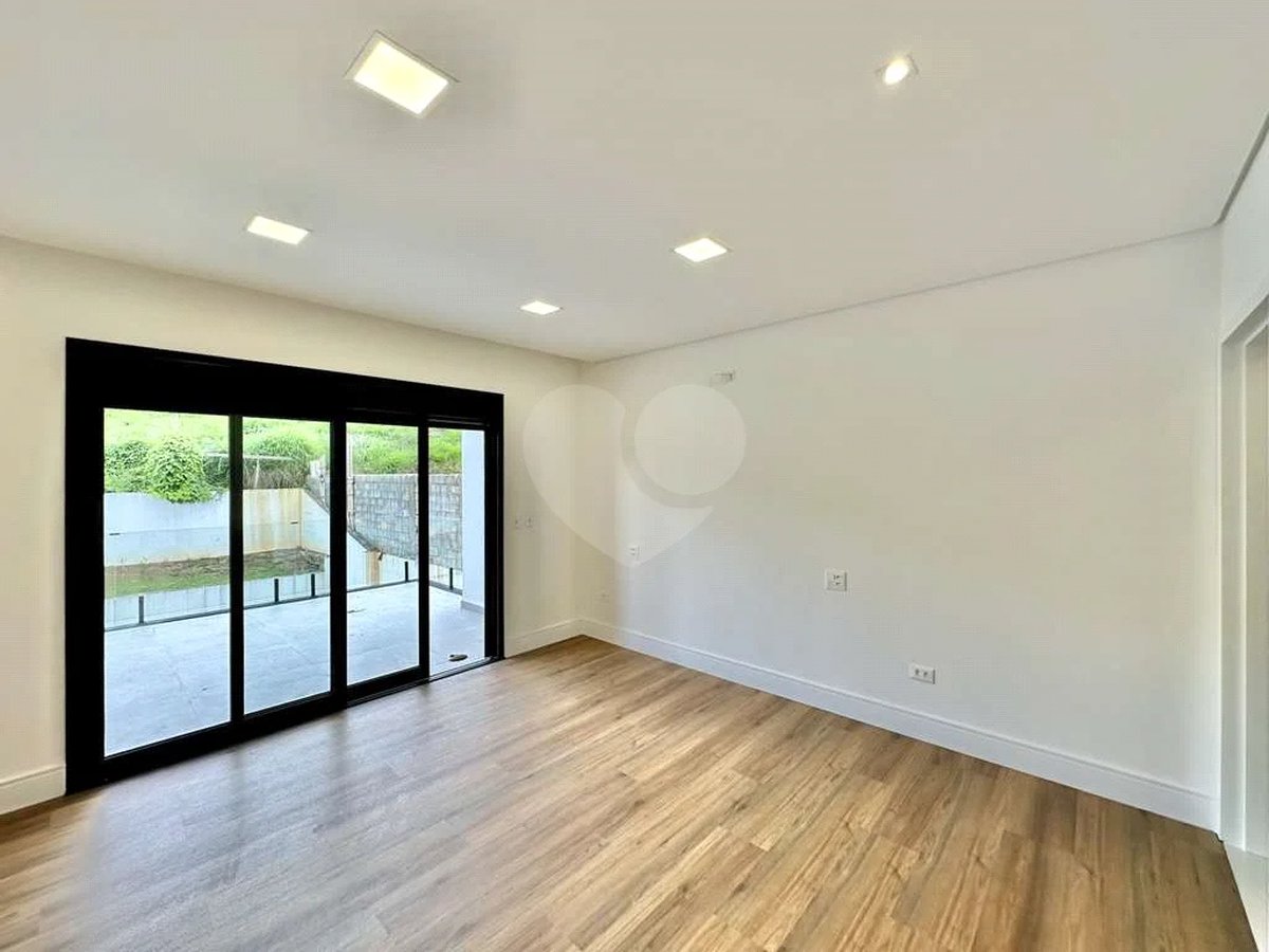 Casa em Cond. Vintage - Zero Km, 3 suítes, piscina, gourmet!