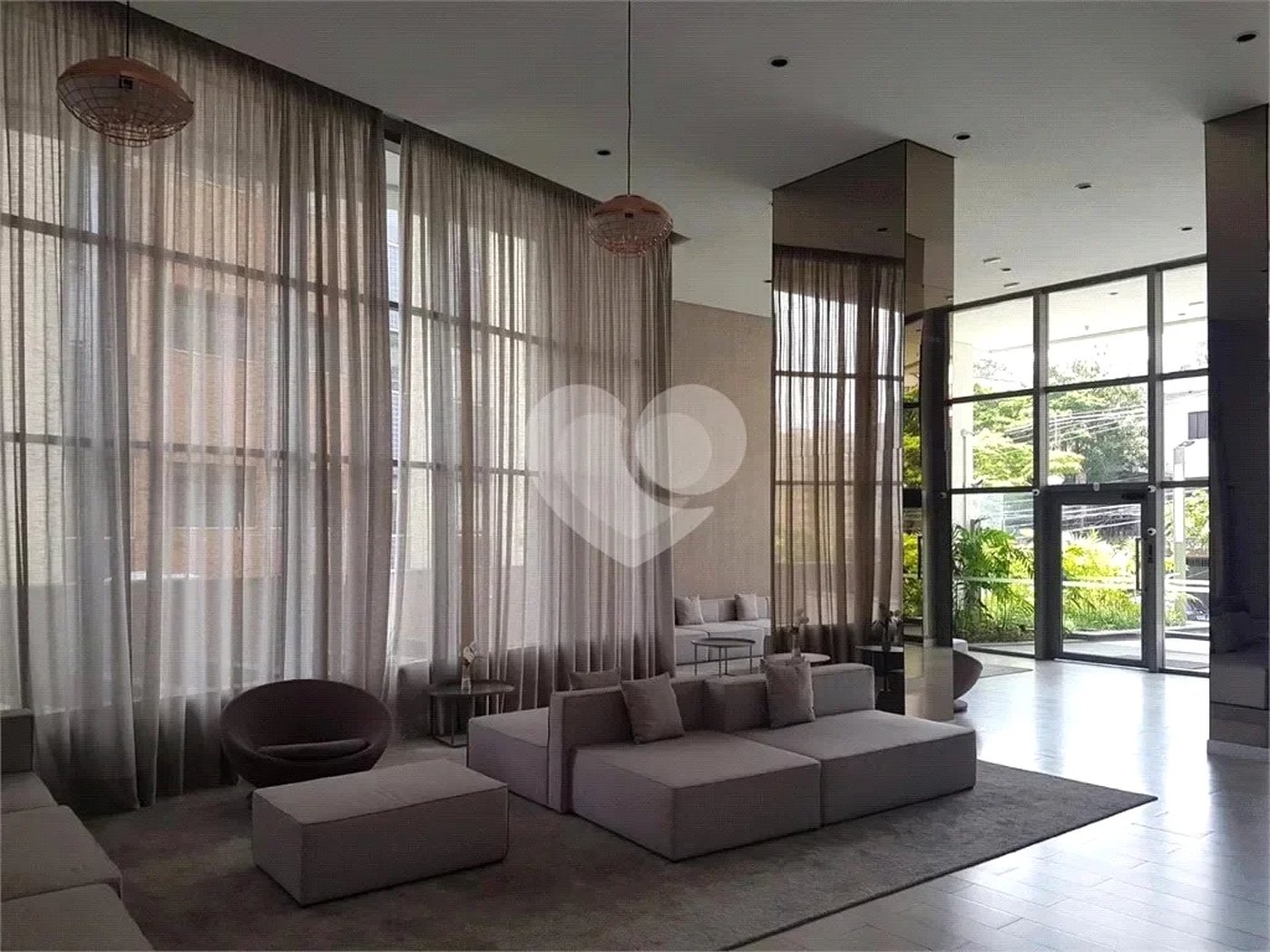 Apartamento à venda na Vila Mariana. Localização espetacular!