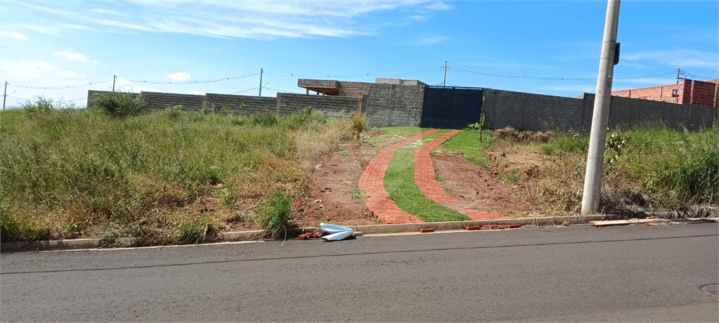 Excelente Terreno no Arcoville com ótimo preço para investimento