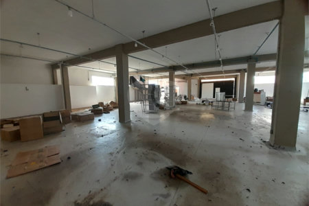 Galpão Industrial no Jardim Tangará - 1.714,91 m² de Área Útil