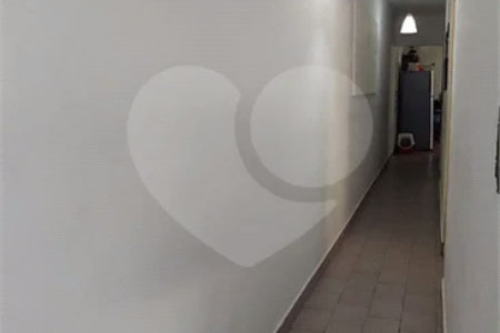 Casa com 156 m², 2 quartos, garagem para 3 carros, à venda no bairro Cerâmica em São Caetano do Sul